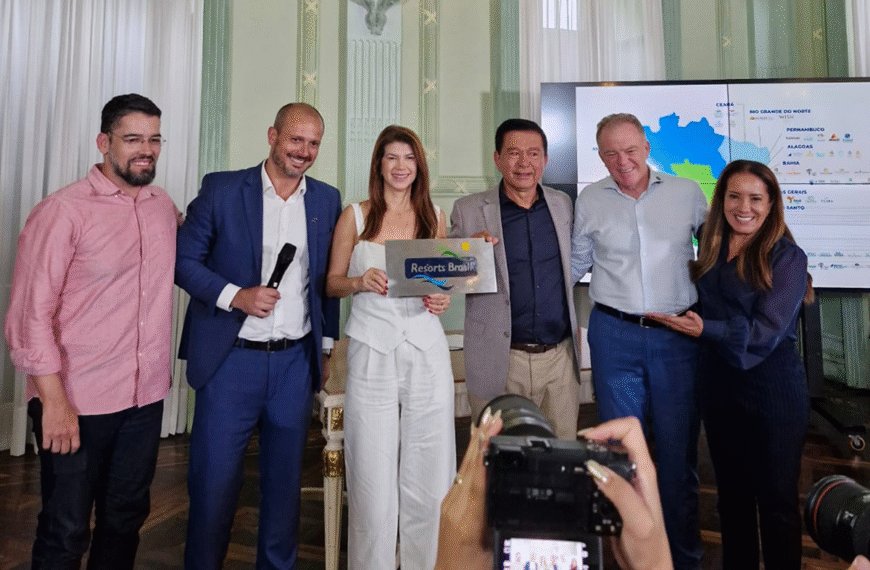Resort capixaba celebra adesão oficial à Resorts Brasil em cerimônia no Palácio Anchieta