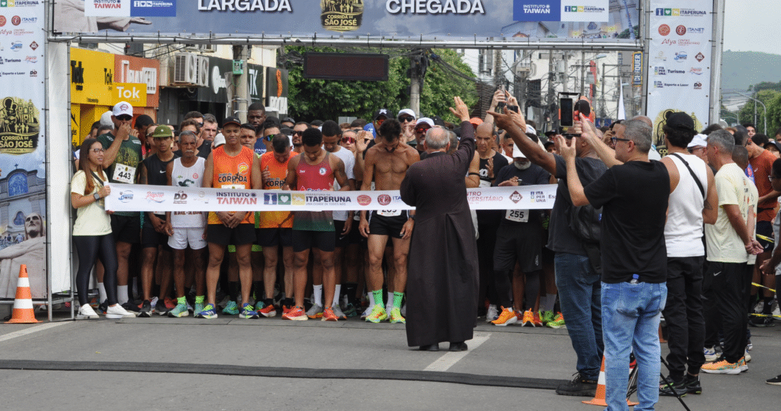 Corrida mais abençoada do Brasil reúne mais de mil participantes e celebra fé e tradição