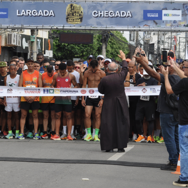 Corrida mais abençoada do Brasil reúne mais de mil participantes e celebra fé e tradição